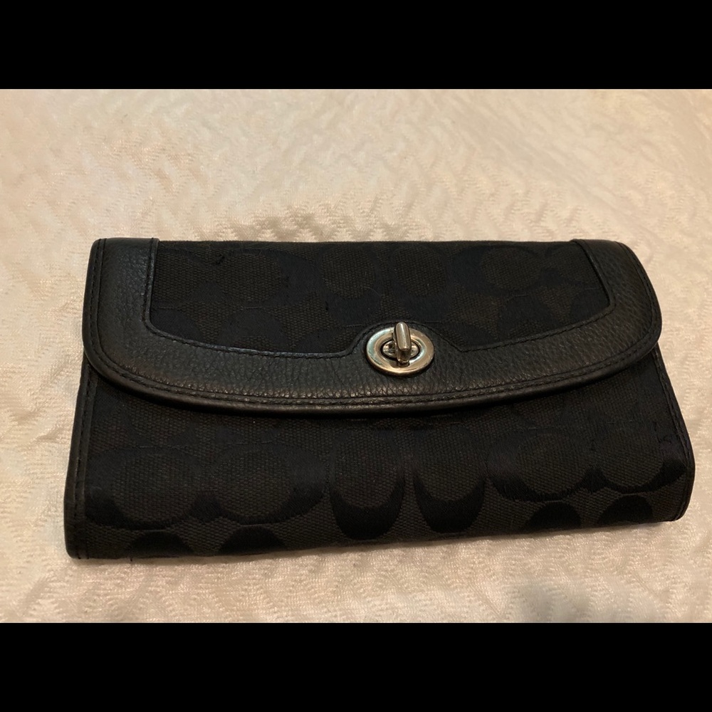 Coach wallet